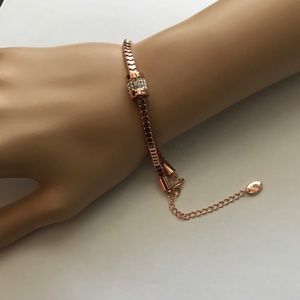 18k Rose Gold and Crystal Pendant Bracelet 💎
