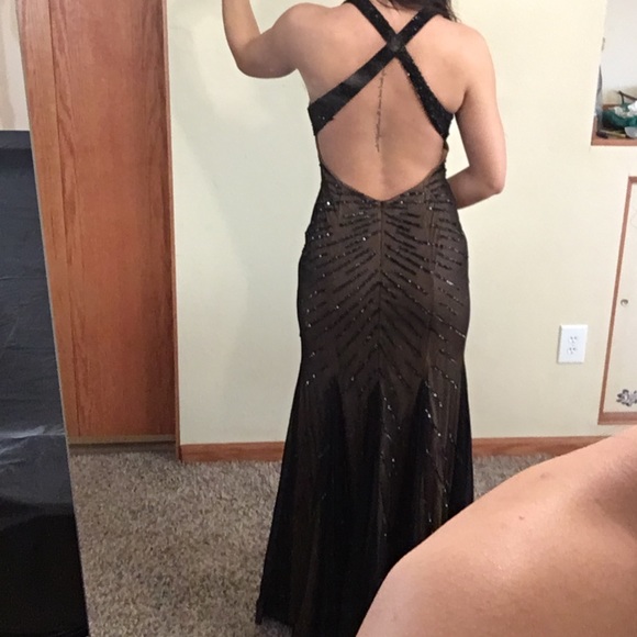 Worn once for prom! - Picture 2 of 6
