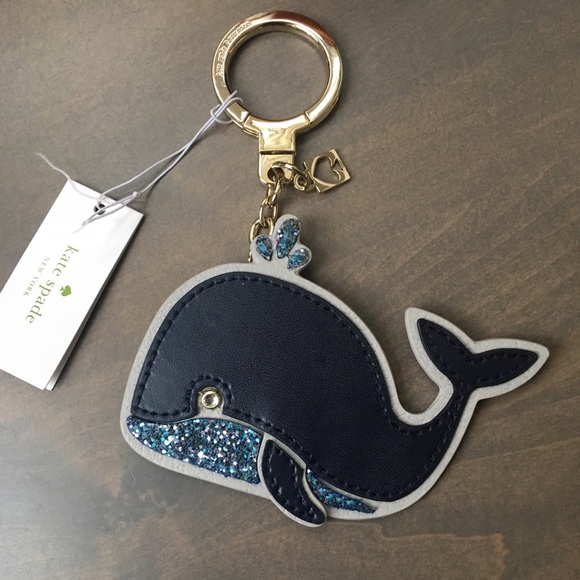 Kate Spade Whale Keychain - Picture 8 of 8