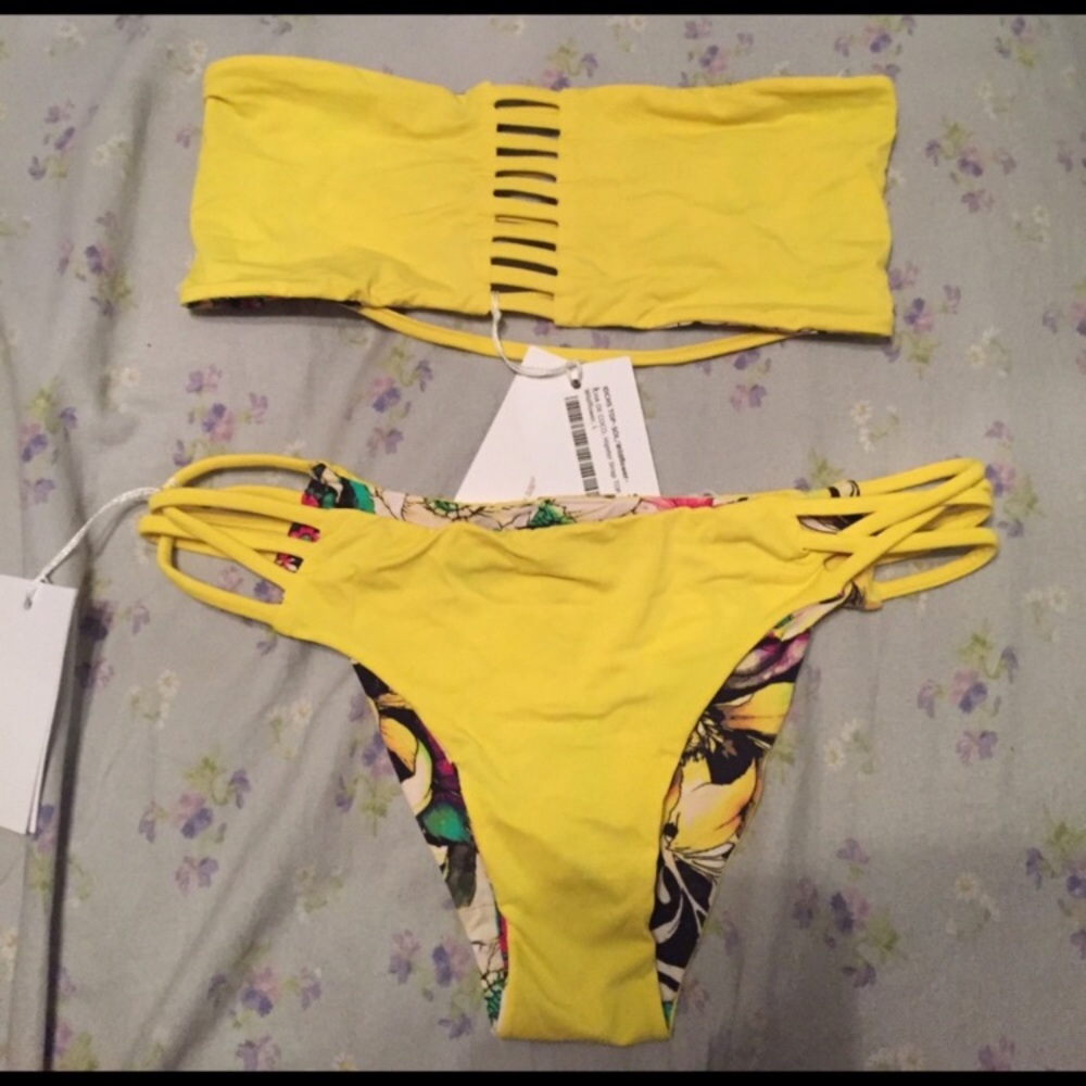 Swim suit