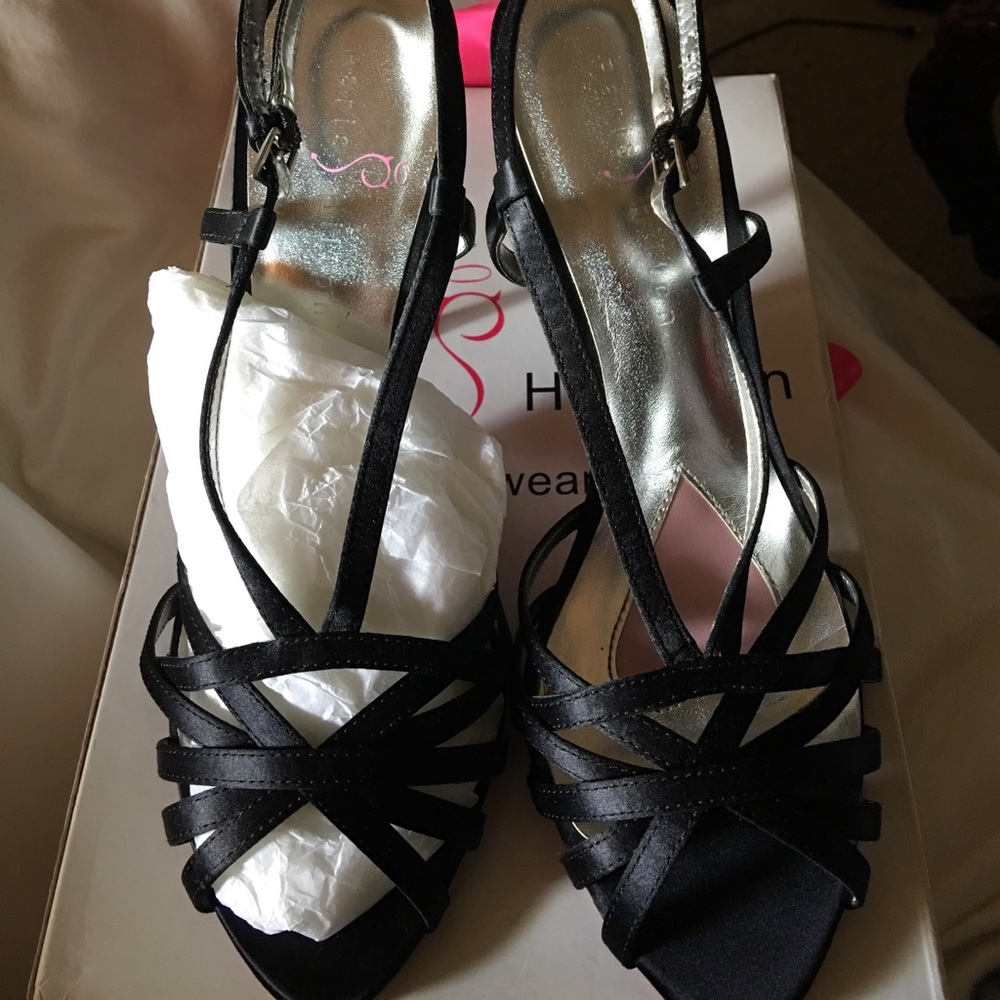 EUC Satin strap heels
