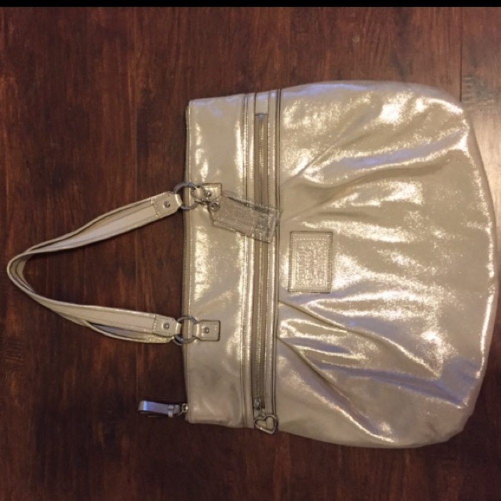 New Coach Shimmer Purse mint condition