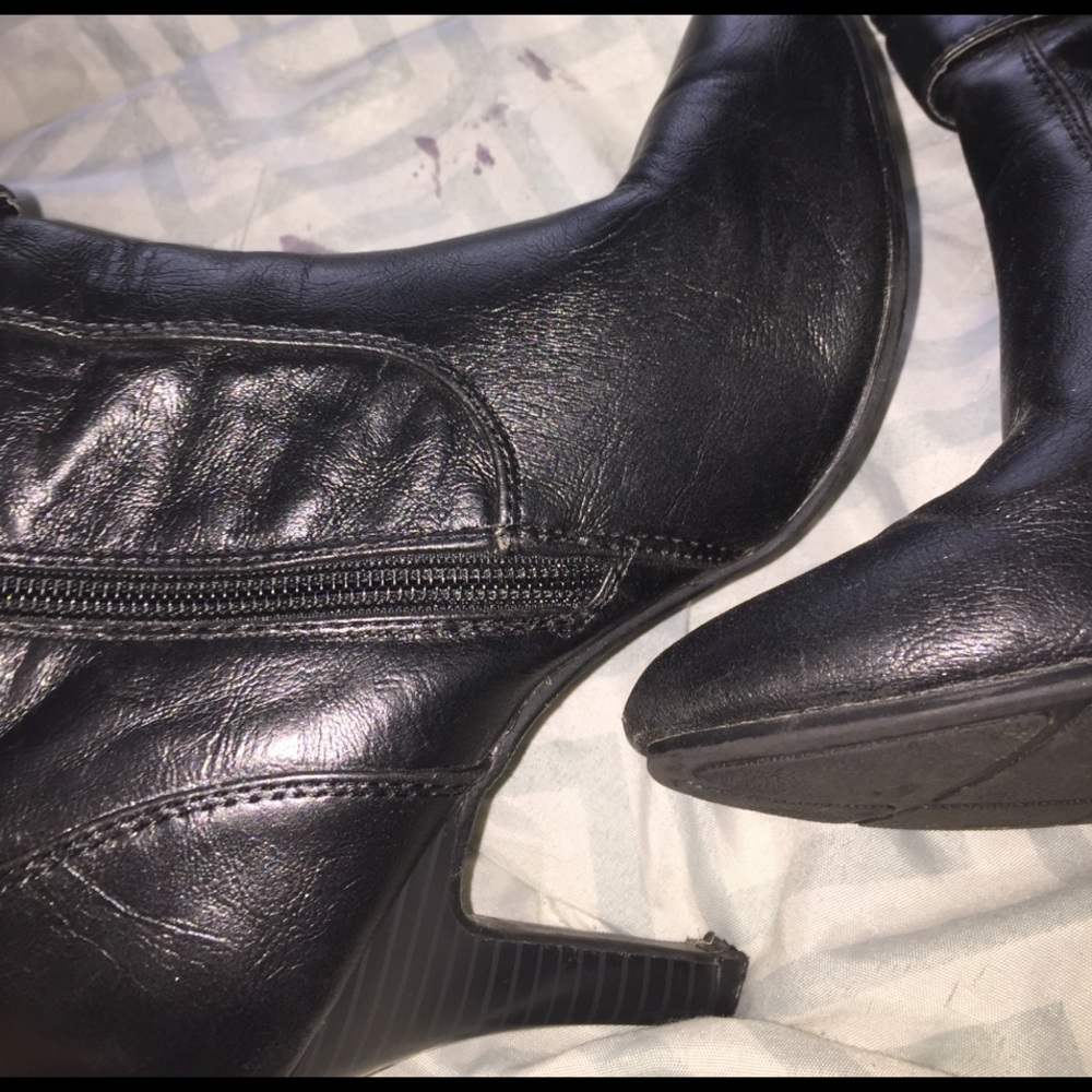 Boots - Picture 2 of 2