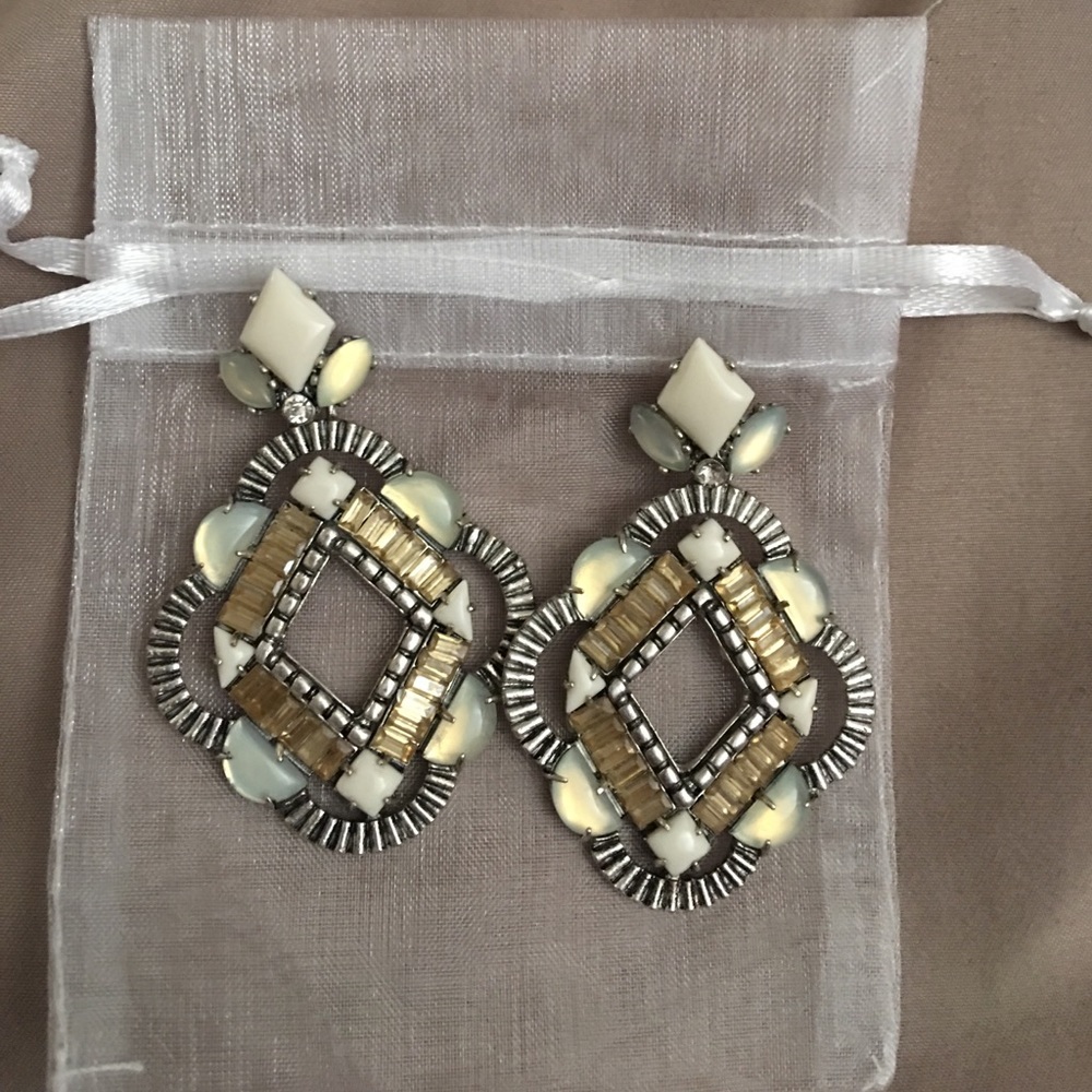 Stella and Dot 2 way convertible earrings