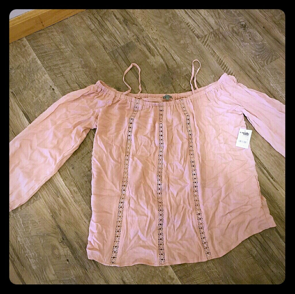 Off shoulder boho shirt
