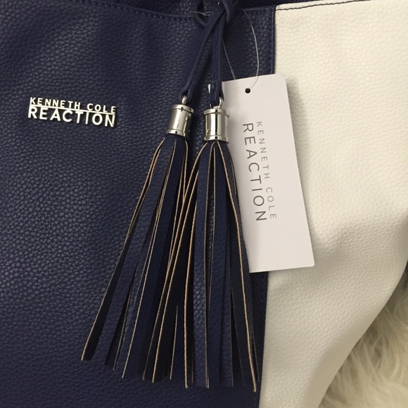 ❌RESERVED❌ Kenneth Cole Reaction Tote Navy White - Picture 4 of 5