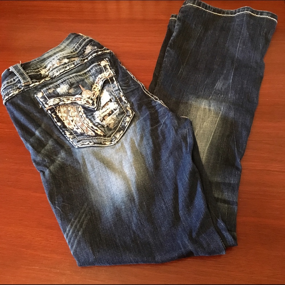 🌻SOLD🌻 Super Cute Miss Me Jeans