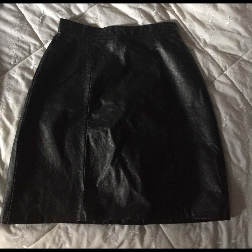 Leather skirt!