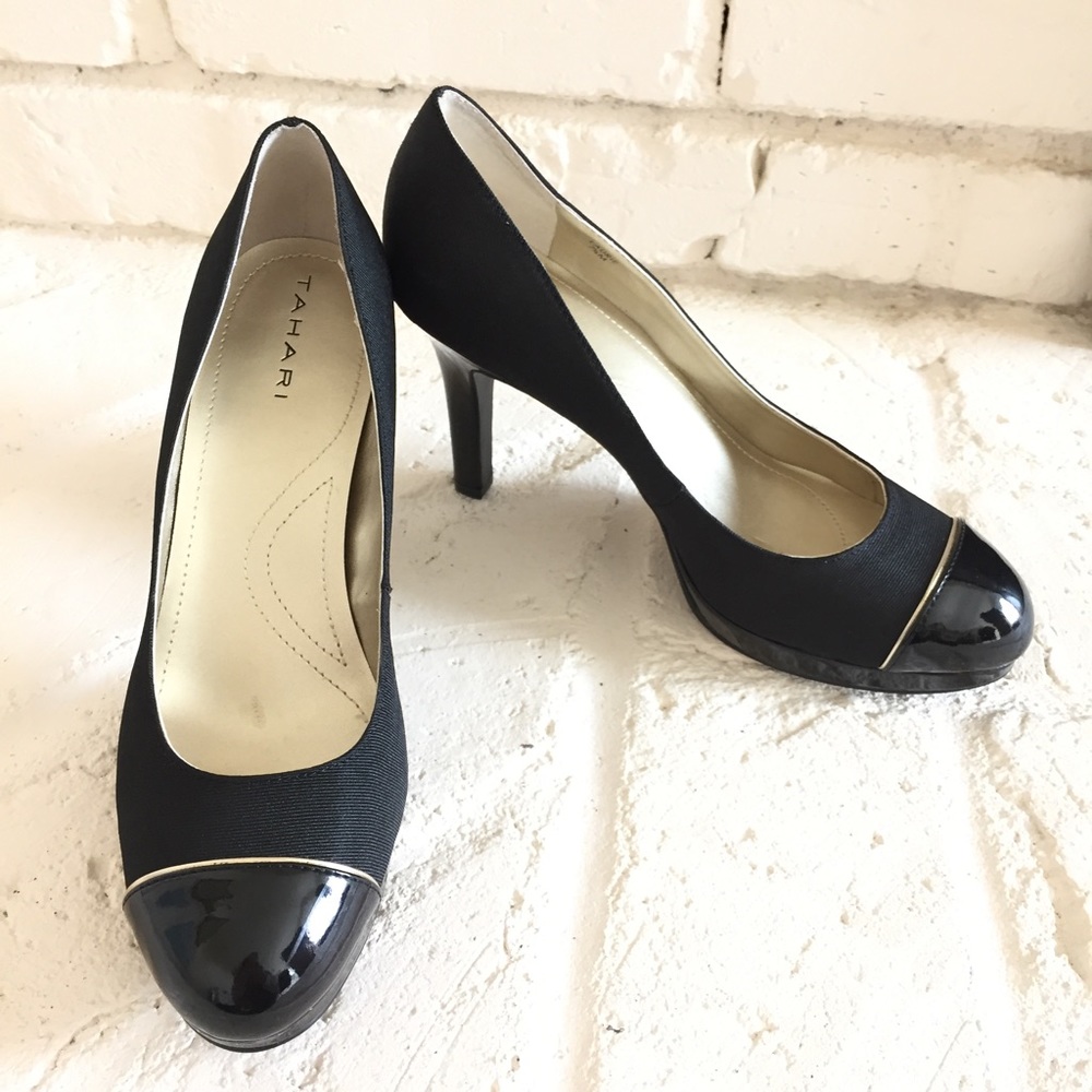 Tahari Laurie Cap Toe Pump