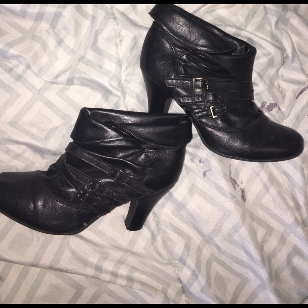 Booties with a heal