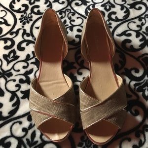 Flats gold trim
