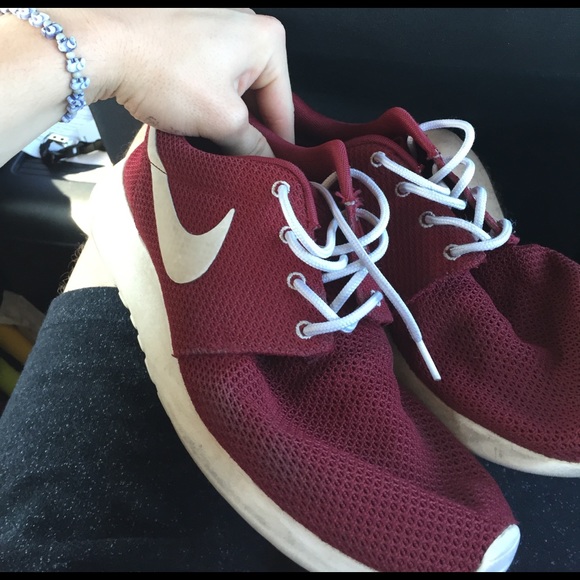 Roshe - Picture 3 of 3