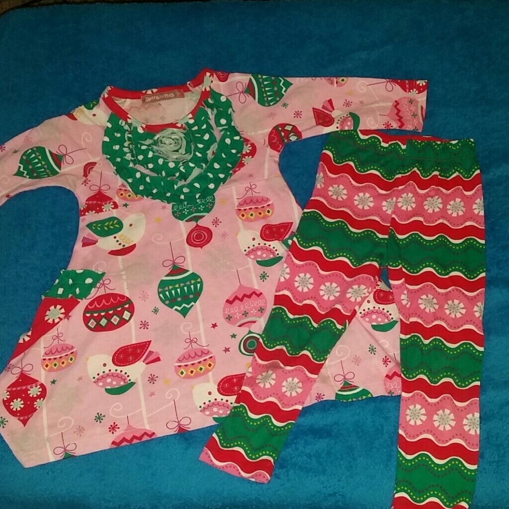 EUC Jelly the Pug dress and leggings CHRISTMAS