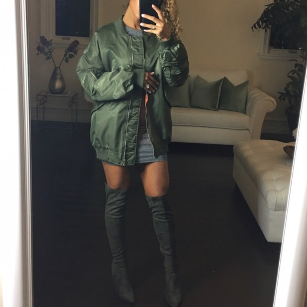 Oversized bomber - NWT