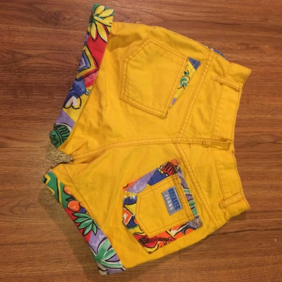 High Waisted Shorts - Picture 2 of 2