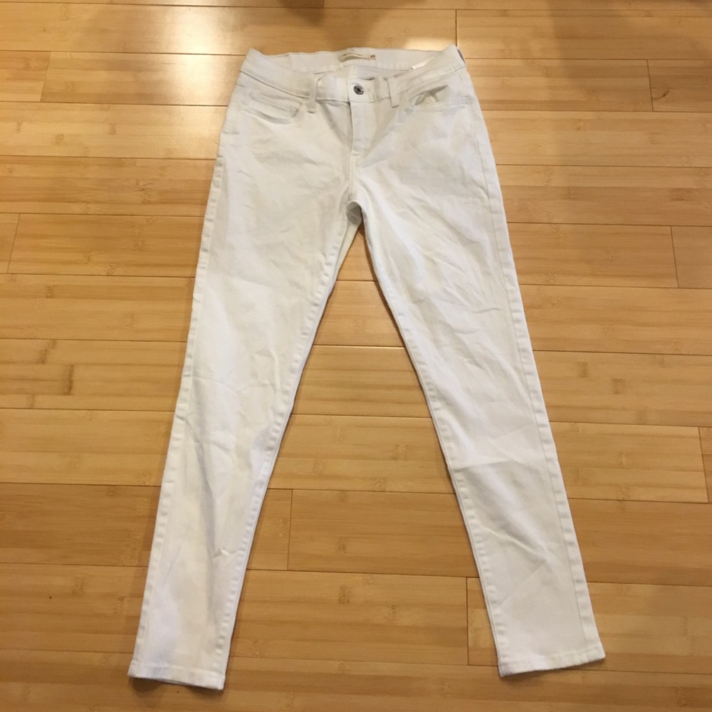 White, Super Skinny Levi's Jeans