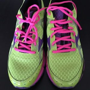 Mizuno Wave Rider 17 women's running shoes