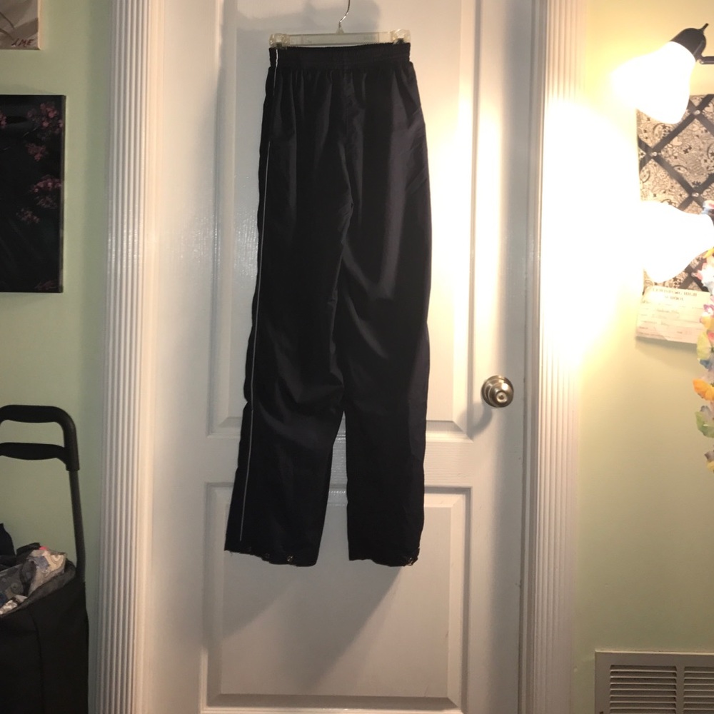windbreaker pants