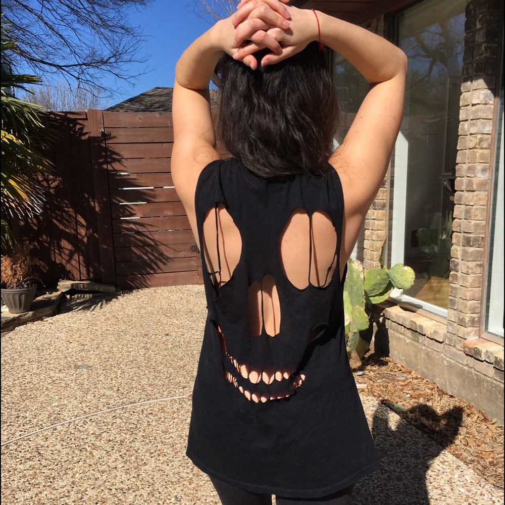 Zara skull back muscle tank