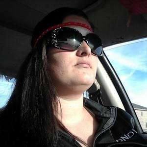 Meet your Posher, Crystal