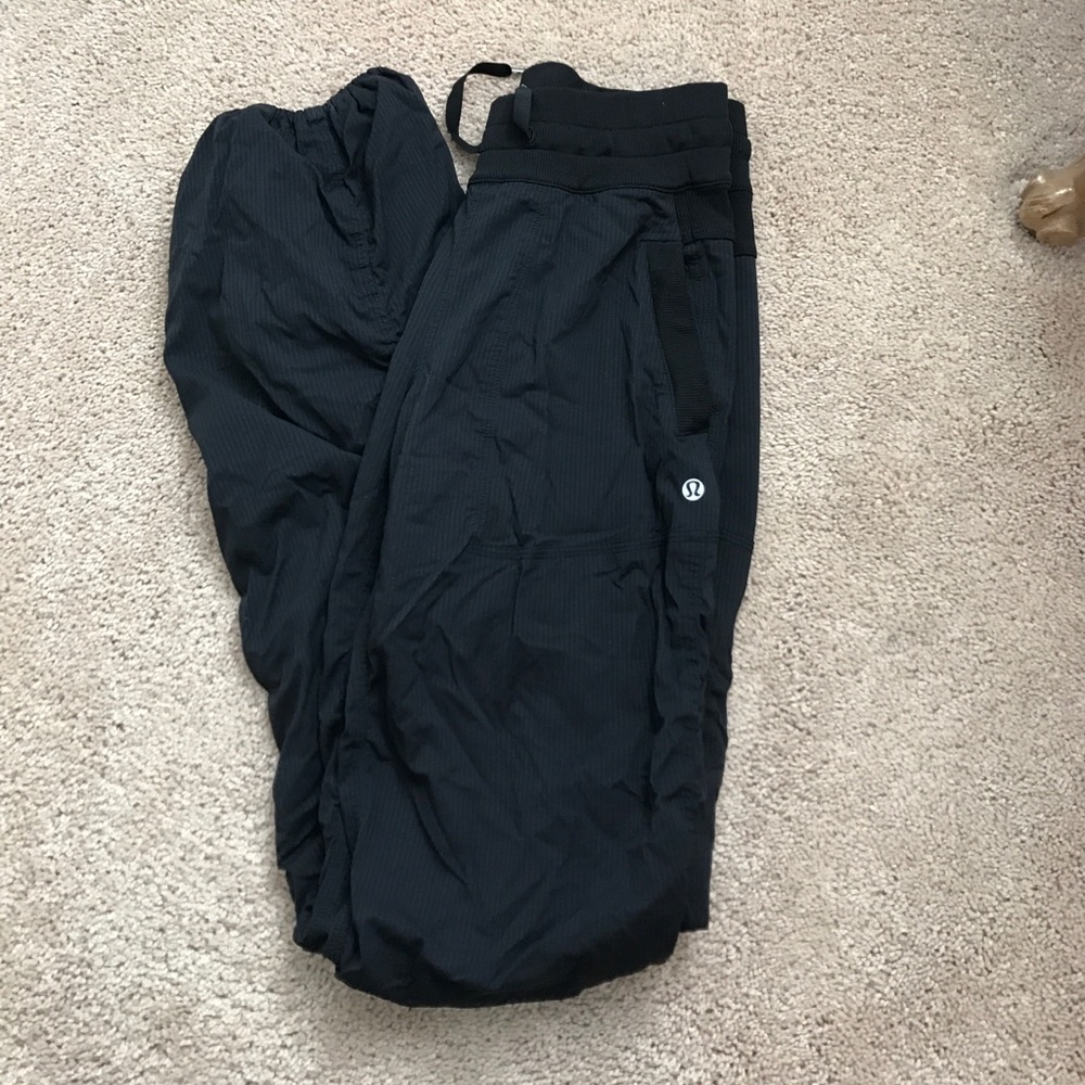 Lululemon street to studio pants