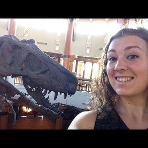 Meet your Posher, Leigh