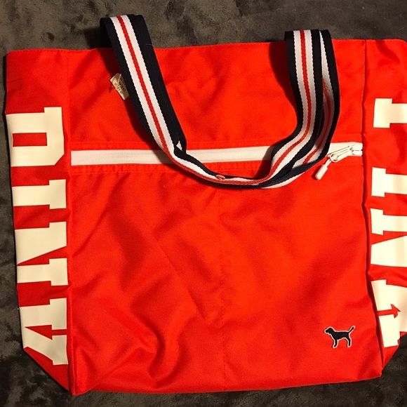 BNWT Pink Victoria'sSecret Zippered Tote w/Handles - Picture 2 of 4