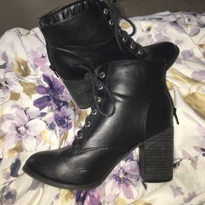 Black heeled boots
