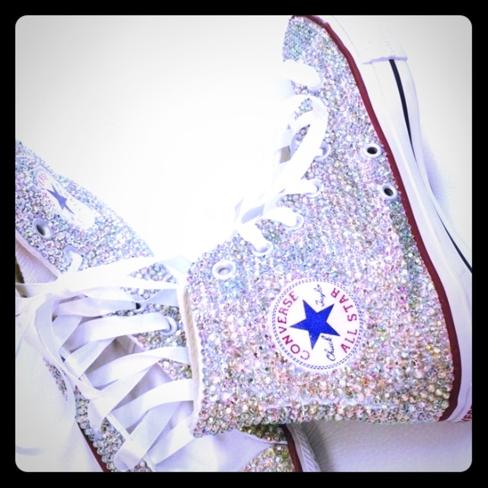 If your selling a pair please let me know