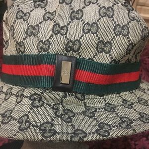 Gucci bucket