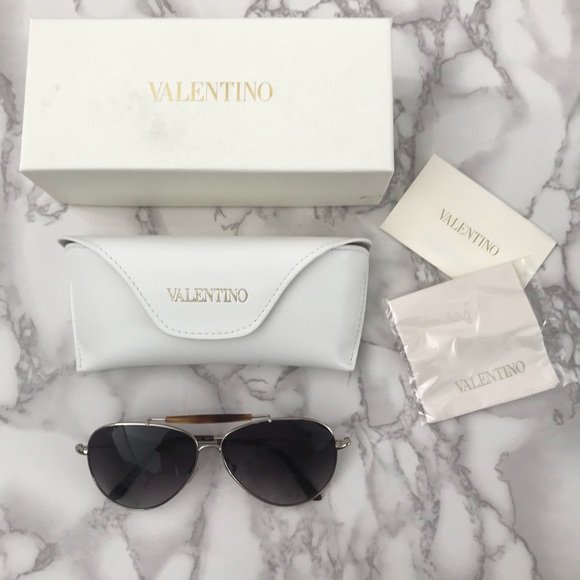 ?❄️ Valentino Aviator ?