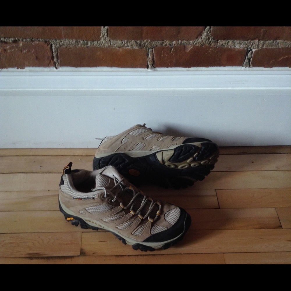 MERRELL sneakers/hiking shoes