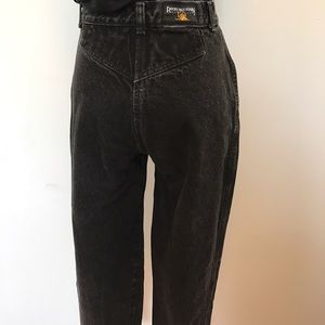 Vintage Jeans - Vintage High-waisted 90's Jeans Vintage Jeans - Vintage High-waisted 90's Jeans