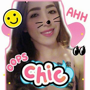 Meet your Posher, Daniela