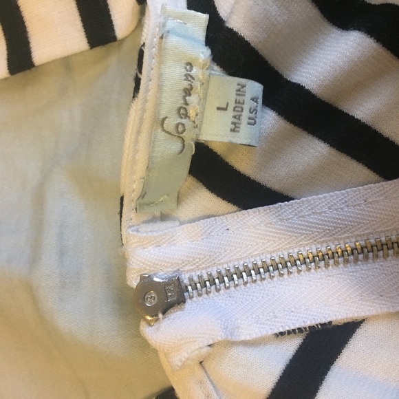 Soprano from Nordstroms Black and White Crop Top - Picture 2 of 3