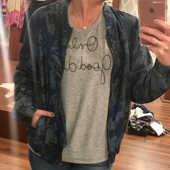 Zip Up Jacket - Picture 4 of 4