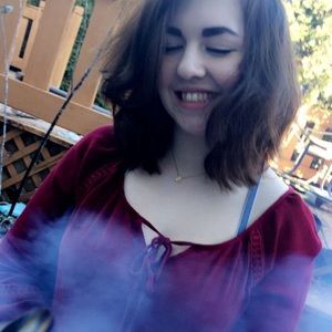 Meet your Posher, Isabella