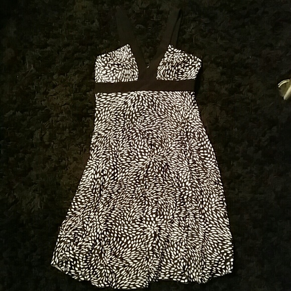 Forever 21 Black & White Dress - Medium - Picture 6 of 9
