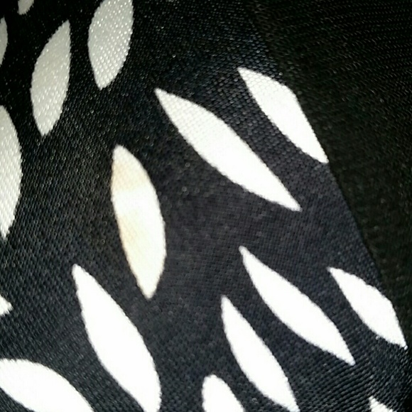 Forever 21 Black & White Dress - Medium - Picture 8 of 9