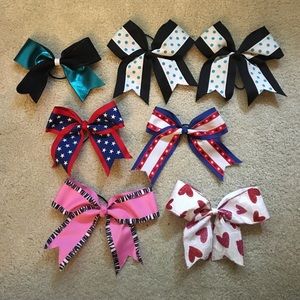 🎀 Cheer bow lot 🎀