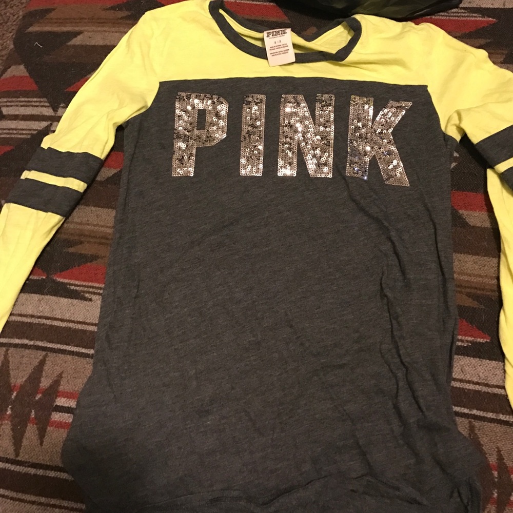 Longs leave PINK shirt