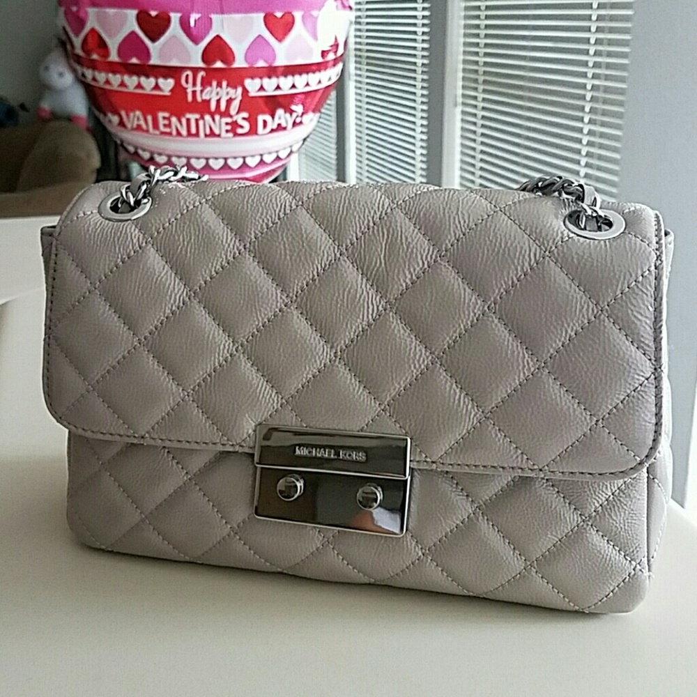 Michael Kors Sloan Chain Large Shoulder Bag w SHW