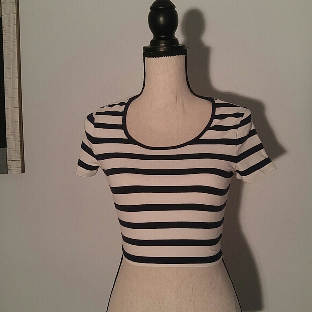 Express stripe crop top