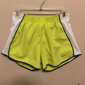 XS NIKE RUNNING SHORTS