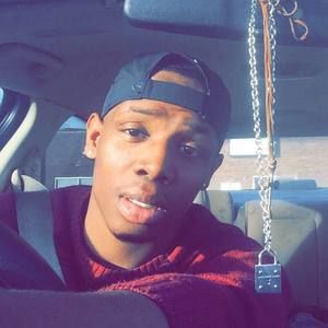 Meet your Posher, Bakari