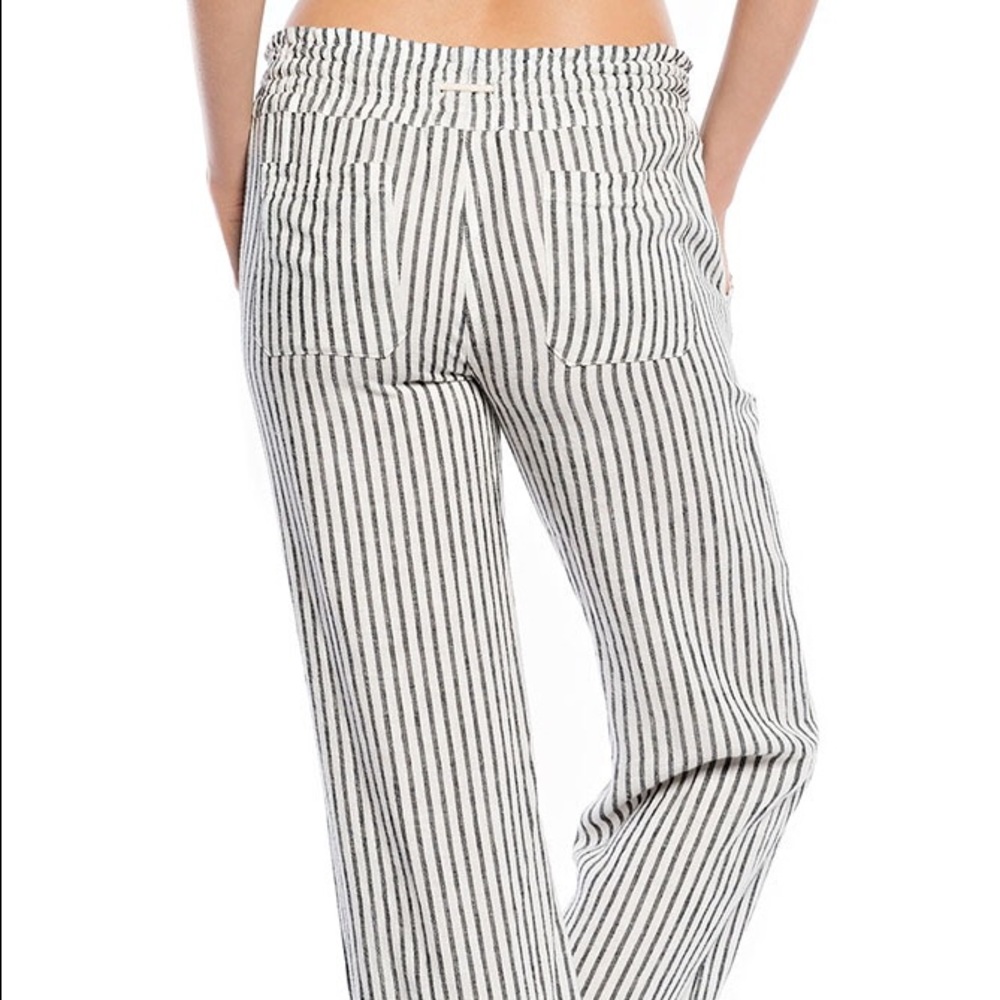 LAST ONE (S) Linen Blend Drawstring Pants - Picture 3 of 3