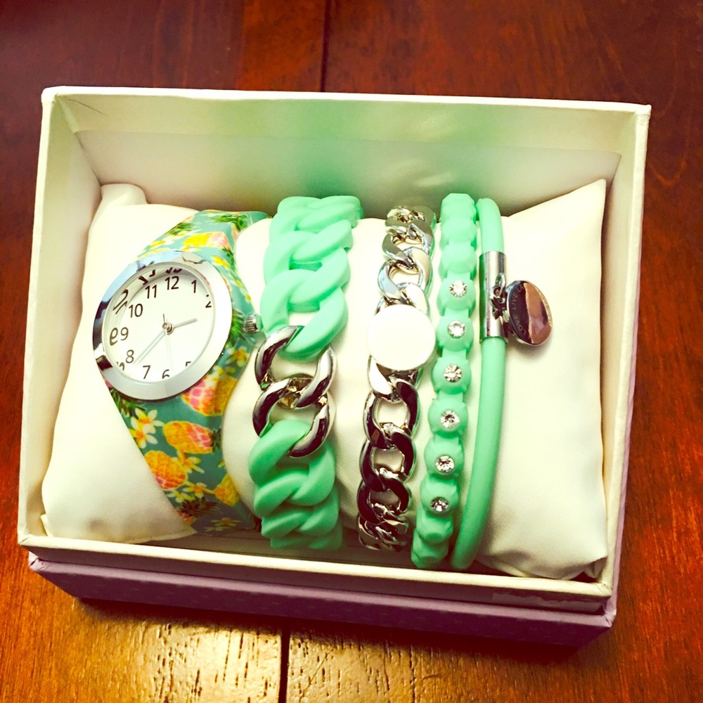 Jewelry set