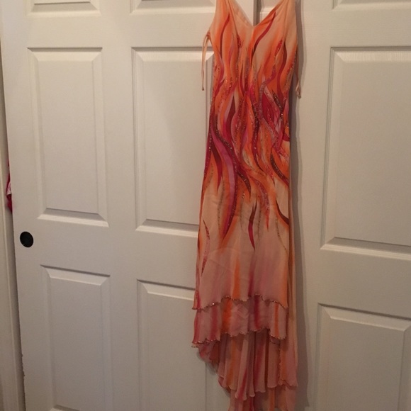 Cache dress - Picture 2 of 3