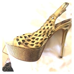 Sam Edelman Gold Peep Toe Heels