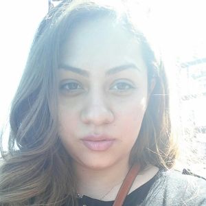 Meet your Posher, Claudia